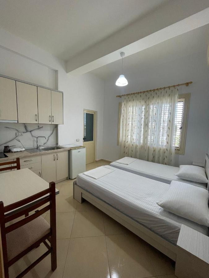 John'S Holiday Home Vlorë Εξωτερικό φωτογραφία