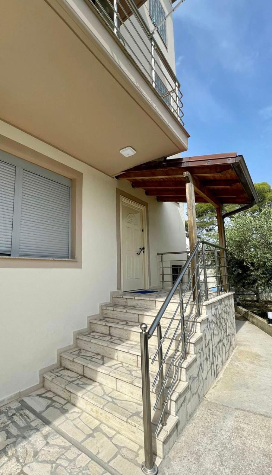 John'S Holiday Home Vlorë Εξωτερικό φωτογραφία